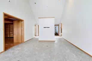 7716 Crystal Springs Rd, Crystal Lake, IL 60012 - Photo 8