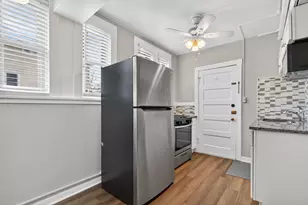 428 Park Blvd, Glen Ellyn, IL 60137 - Photo 2