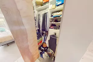 945 N Honore St, Chicago, IL 60622 - Photo 20