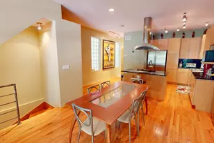 945 N Honore St, Chicago, IL 60622 - Photo 2