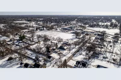 28Xx Vinton Avenue, Rockford, IL 61101 - Photo 8