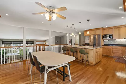 9330 Murray Court, Morton Grove, IL 60053 - Photo 10