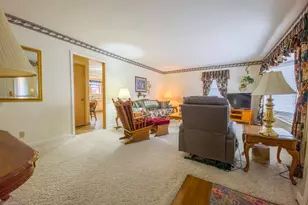 116 Forio Ave, Mount Carroll, IL 62863 - Photo 4