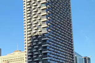 235 W Van Buren St, Chicago, IL 60607 - Photo 2