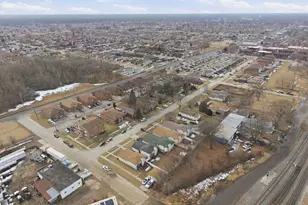 2736 E Goodrich Ave E, Burnham, IL 60633 - Photo 26