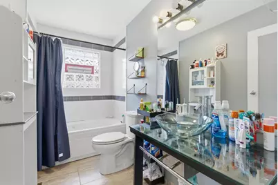 2736 E Goodrich Avenue E, Burnham, IL 60633 - Photo 10