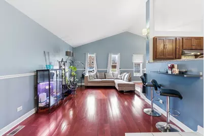 2736 E Goodrich Avenue E, Burnham, IL 60633 - Photo 2