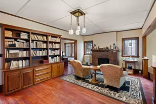 812 Garfield Ave, Rockford, IL 61103 - Photo 6