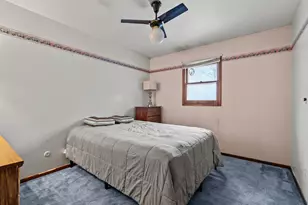 24353 S Valley Dr, Channahon, IL 60410 - Photo 14