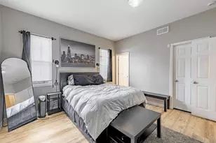 4439 S Calumet Ave, Chicago, IL 60653 - Photo 12