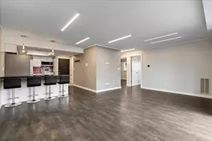 5834 W 77th St, Burbank, IL 60459 - Photo 6