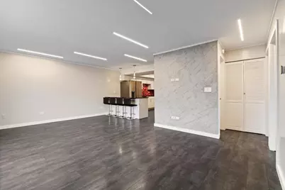 5834 W 77th Street #104, Burbank, IL 60459 - Photo 8