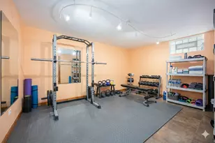 5706 N Mozart St, Chicago, IL 60659 - Photo 20