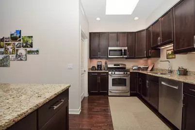 5858 N Broadway Avenue #602, Chicago, IL 60660 - Photo 6