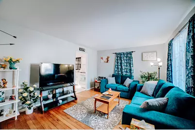 122 W Harrison Avenue, Cissna Park, IL 60924 - Photo 8