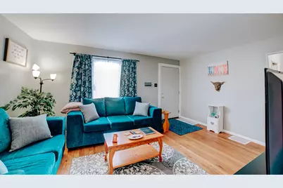 122 W Harrison Avenue, Cissna Park, IL 60924 - Photo 12