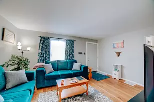 122 W Harrison Ave, Cissna Park, IL 60924 - Photo 12