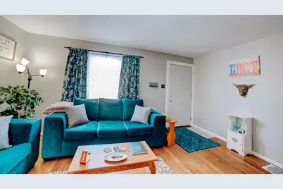 122 W Harrison Avenue, Cissna Park, IL 60924 - Photo 10