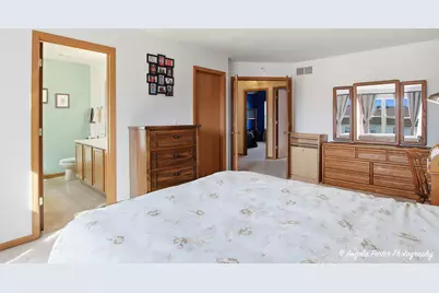 1949 W Windsor Drive, Round Lake, IL 60073 - Photo 26