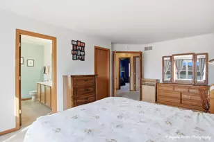 1949 W Windsor Dr, Round Lake, IL 60073 - Photo 26