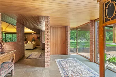 1200 Regency Lane, Lake Forest, IL 60045 - Photo 4