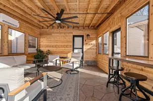 1025 Queen Anne St, Woodstock, IL 60098 - Photo 14