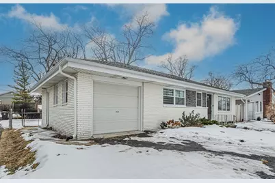 2417 Sand Lake Road, Lindenhurst, IL 60046 - Photo 1