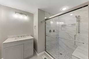 548 Jo Ann Ct, Lockport, IL 60441 - Photo 12