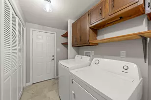 548 Jo Ann Ct, Lockport, IL 60441 - Photo 16