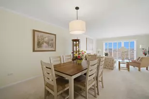 650 S River Rd, Des Plaines, IL 60016 - Photo 10