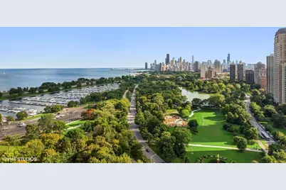 330 W Diversey Parkway #2701, Chicago, IL 60657 - Photo 4