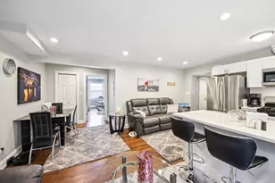 2900 W Glenlake Ave, Chicago, IL 60659 - Photo 6