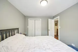 2900 W Glenlake Ave, Chicago, IL 60659 - Photo 10