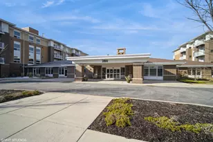 2150 Founders Dr, Northbrook, IL 60062 - Photo 1