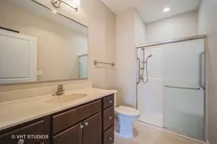 2150 Founders Dr, Northbrook, IL 60062 - Photo 12