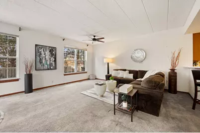 1120 Georgetown Way, Vernon Hills, IL 60061 - Photo 2