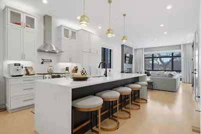 1334 W Grenshaw Street #1E, Chicago, IL 60607 - Photo 2