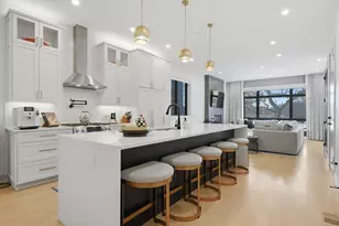 1334 W Grenshaw St, Chicago, IL 60607 - Photo 2