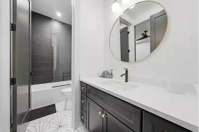 1334 W Grenshaw Street #1E, Chicago, IL 60607 - Photo 22