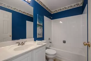 1452 Walnut Hill Ave, Saint Charles, IL 60174 - Photo 14