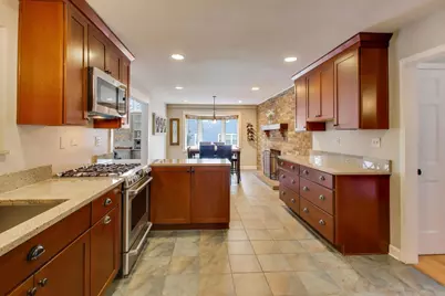 1605 Burning Trail, Wheaton, IL 60189 - Photo 8