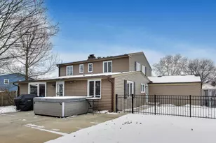 1605 Burning Trail, Wheaton, IL 60189 - Photo 26