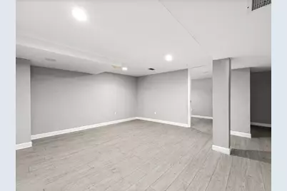 [Address not provided], North Riverside, IL 60546 - Photo 6