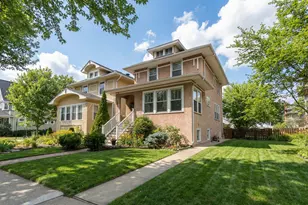 543 S Euclid Ave, Oak Park, IL 60304 - Photo 2