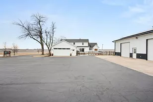 24284 Schafer Rd, Clare, IL 60111 - Photo 12