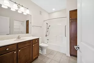 2220 Founders Dr, Northbrook, IL 60062 - Photo 20