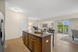 2220 Founders Dr, Northbrook, IL 60062 - Photo 6