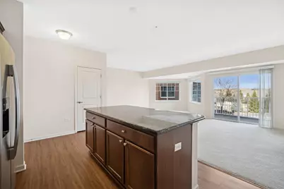 2220 Founders Drive #213, Northbrook, IL 60062 - Photo 4