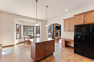 2651 Woodbine Dr, Valparaiso, IN 46383 - Photo 18