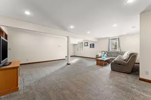 2651 Woodbine Dr, Valparaiso, IN 46383 - Photo 30